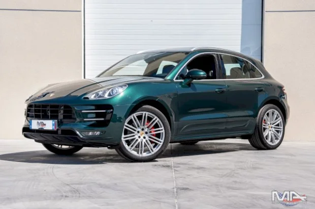 Macan - Turbo 3.6 V6 400 ch PDK - Couleur rare
